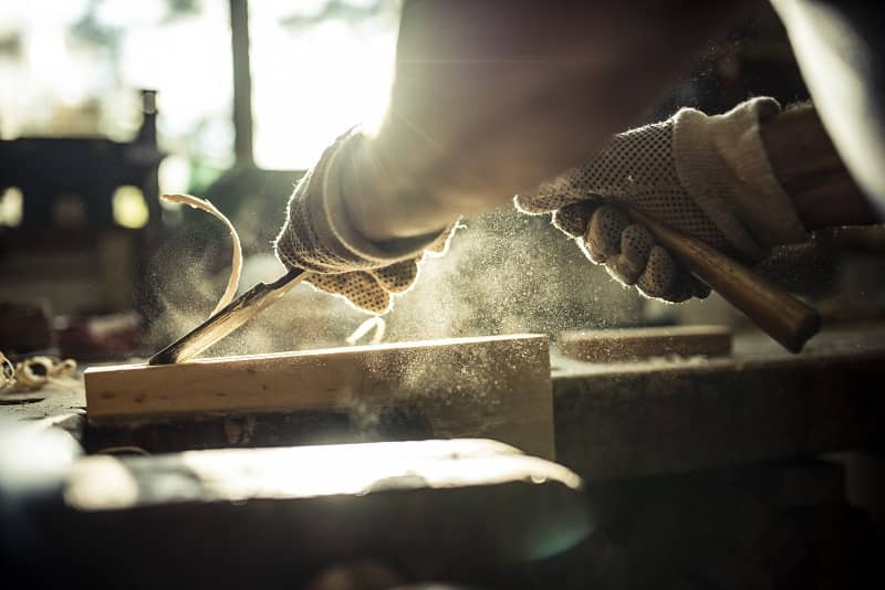 Shaping wood-cm